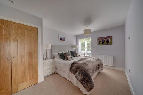 2 bedroom apartment for sale, Butterwick Close, Barnt Green, Birmingham, Worcestershire, B45