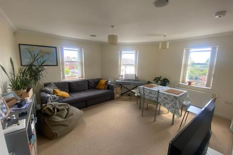 2 bedroom apartment to rent, Exeter