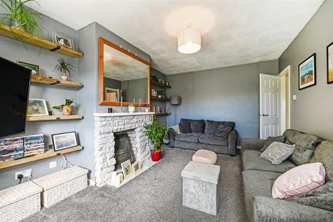 3 bedroom terraced house for sale, Lake Lane, Barnham