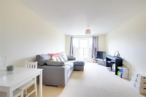 2 bedroom apartment for sale, Ovaltine Court, Kings Langley