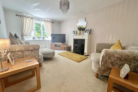 5 bedroom detached house for sale, Crawley Close, Kingsthorpe, Northampton NN2