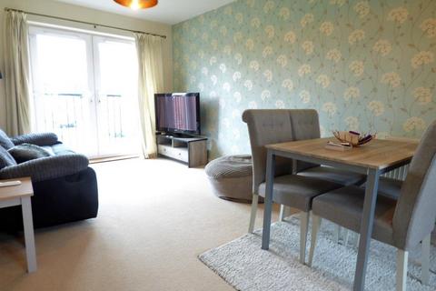 2 bedroom apartment to rent, Butts Mead, Littlehampton BN17