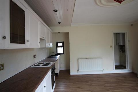 4 Albert Terrace, Wyke, Bradford, BD12 9BS