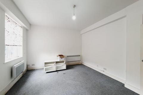 1 bedroom flat to rent, Atlantic Lodge, South Street, Romford