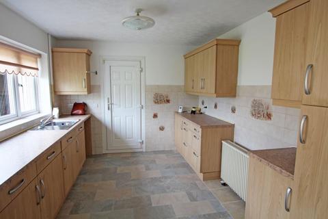 2 bedroom detached bungalow for sale, Andrew Close, Peterborough PE5