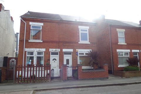 3 bedroom semi-detached house to rent, College Street, Long Eaton NG10 4NP