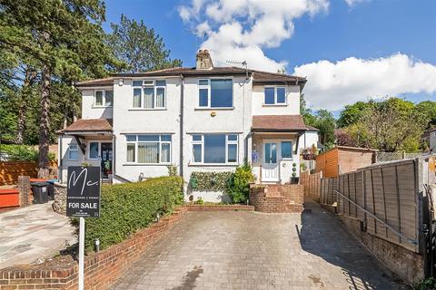 3 bedroom semi-detached house for sale, Beechwood Road, Caterham CR3