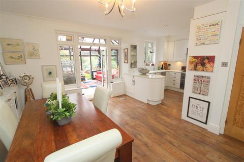 3 Staplehurst Road, Carshalton, SM5 3JU