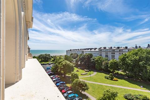 2 bedroom apartment for sale, Palmeira Square, Hove