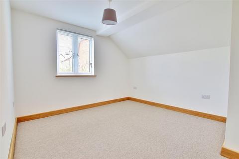 2 bedroom barn conversion to rent, Bencroft Lane, Warboys