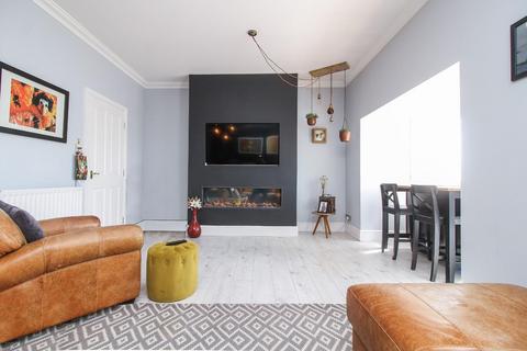 2 bedroom terraced house for sale, Bedford Court, North Shields