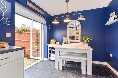 18 Arcaro Road, Andover, SP11 6ZH