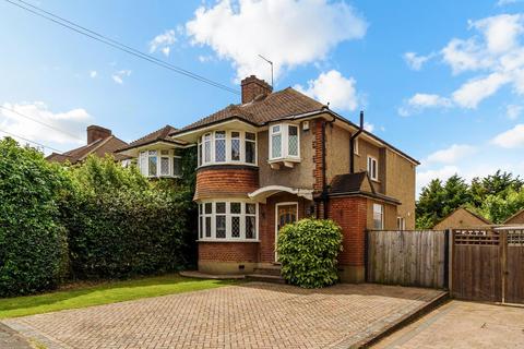 15 Elmwood Drive, Epsom, KT17 2NL