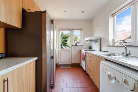 15 Elmwood Drive, Epsom, KT17 2NL