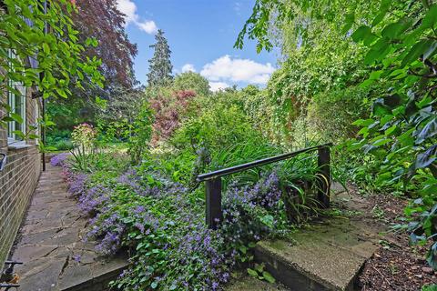 6 bedroom detached house for sale, CHAIN FREE: Church Fields, Standon