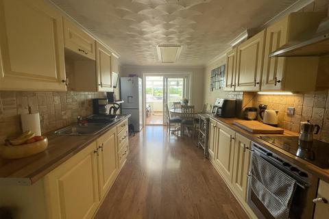 10 Bryn Road, Penygroes, Llanelli, SA14 7PW