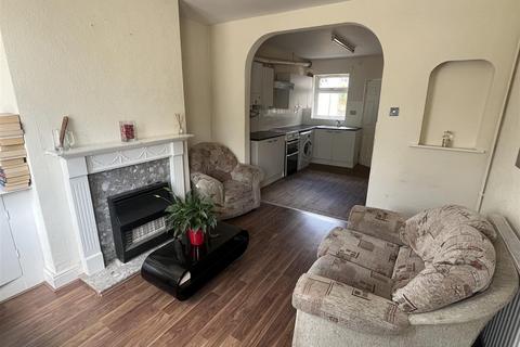 2 bedroom terraced house for sale, Stanton Road, Burton-On-Trent DE15