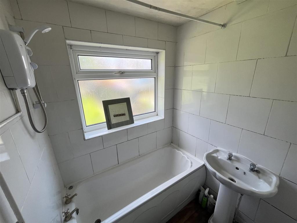 Ground Floor Bathroom