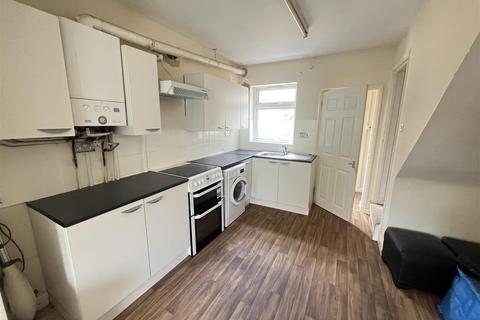 2 bedroom terraced house for sale, Stanton Road, Burton-On-Trent DE15