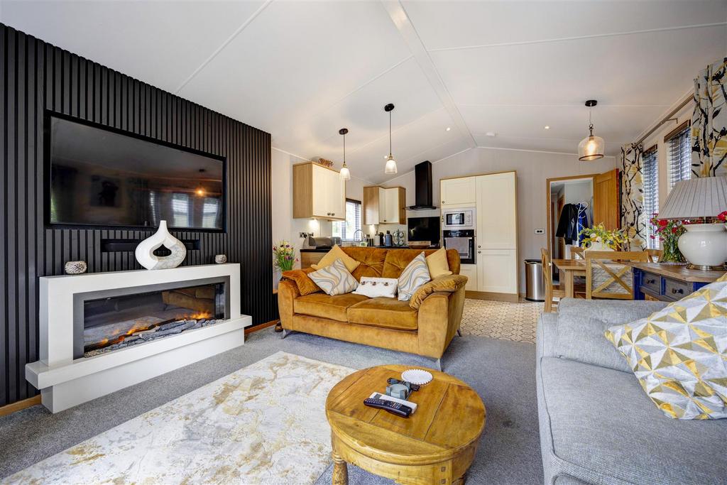 Sitting Room / Kitchen / Diner
