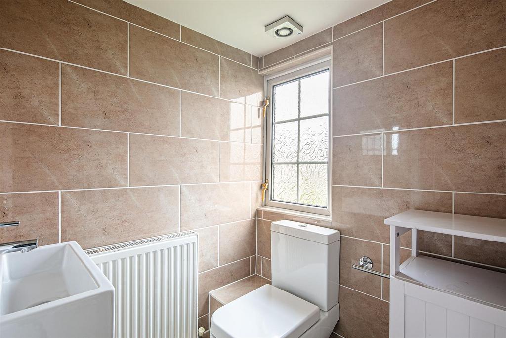 Ensuite W.C