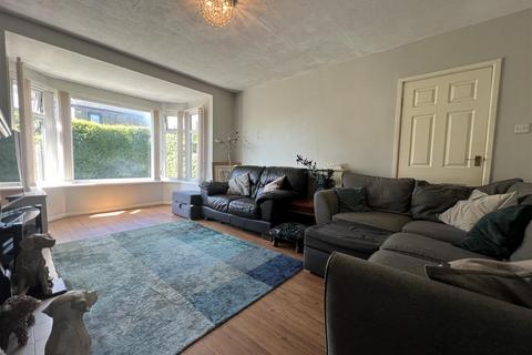62 Back Lane, Queensbury, Bradford, BD13 1HH
