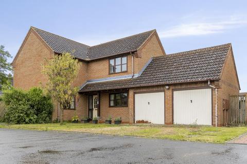 4 bedroom detached house for sale, Estella Way, Spalding