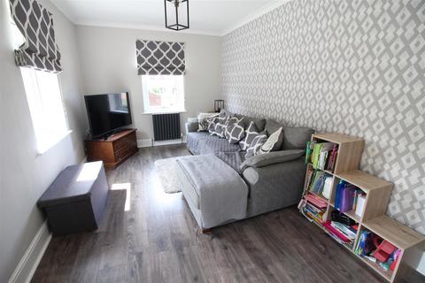 3 bedroom detached house for sale, Pondfields Place, Leeds LS25