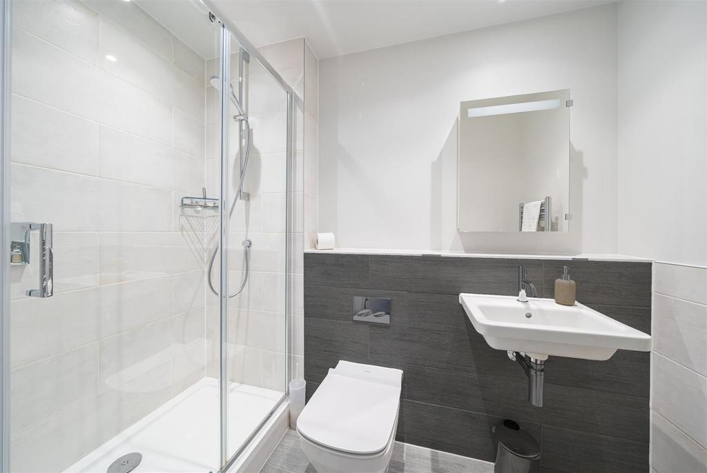 Shower Room.jpg