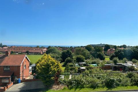 3 bedroom semi-detached house for sale, Barrowcliff Road, Scarborough