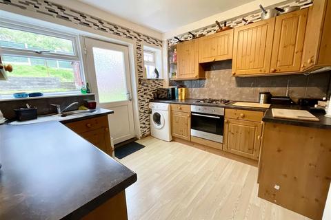 3 bedroom semi-detached house for sale, Barrowcliff Road, Scarborough