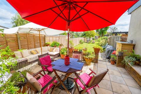 57 Egham Crescent, Sutton, SM3 9AP