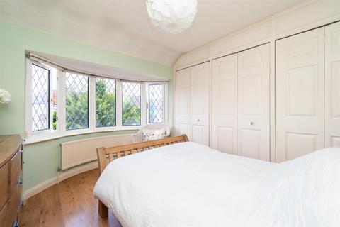 57 Egham Crescent, Sutton, SM3 9AP