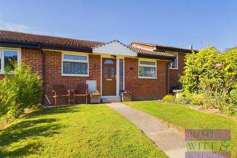 7 Douce Grove, St Leonards-on-sea, TN38 0YH
