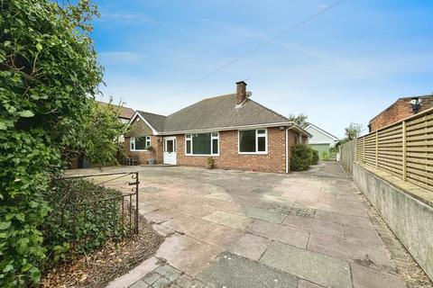 3 bedroom bungalow for sale, Spinney Crescent, Blundellsands, Liverpool