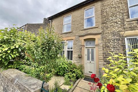 3 bedroom end of terrace house for sale, Fauvel Road, Glossop