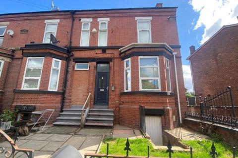 1 bedroom flat to rent, 80-82 Barton Road, Stretford, Manchester