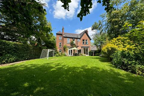 5 bedroom detached house for sale, Chatham Road, Old Trafford