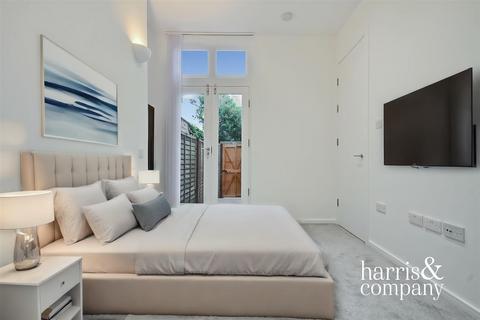 2 bedroom flat for sale, Wrottesley Road, Kensal Rise