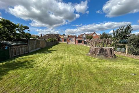 3 bedroom detached bungalow for sale, Maidenhall, Highnam, Gloucester