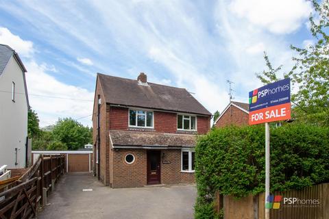 3 bedroom detached house for sale, Folders Lane, Burgess Hill