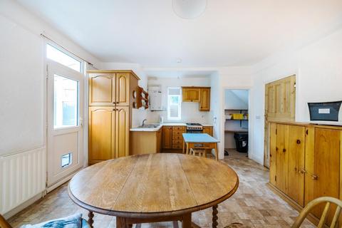38 Lower Ham Road, Kingston Upon Thames, KT2 5AJ