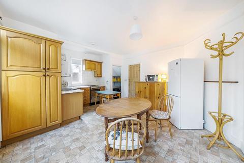 38 Lower Ham Road, Kingston Upon Thames, KT2 5AJ