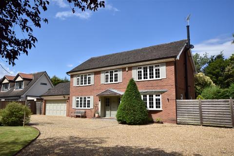 4 bedroom detached house for sale, The Spinney, Elston, Newark