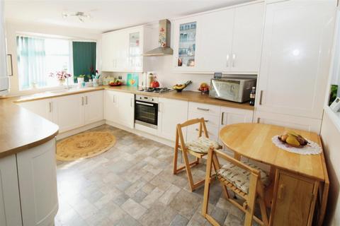 2 bedroom terraced house for sale, Blandford Close, Bransholme, Hull