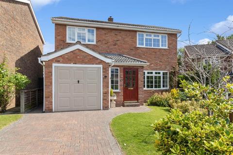 3 bedroom detached house for sale, Byron Close, Malvern, WR14 2UF