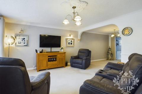 14 Skippers Lane, Normanby, Middlesbrough, TS6 0HT