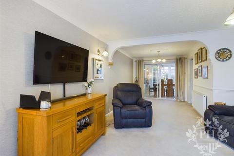 14 Skippers Lane, Normanby, Middlesbrough, TS6 0HT