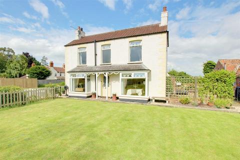 4 bedroom detached house for sale, Manby Middlegate, Manby LN11