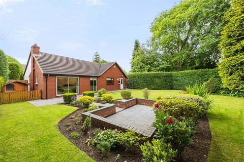 4 bedroom detached bungalow for sale, Queen Eleanors Drive